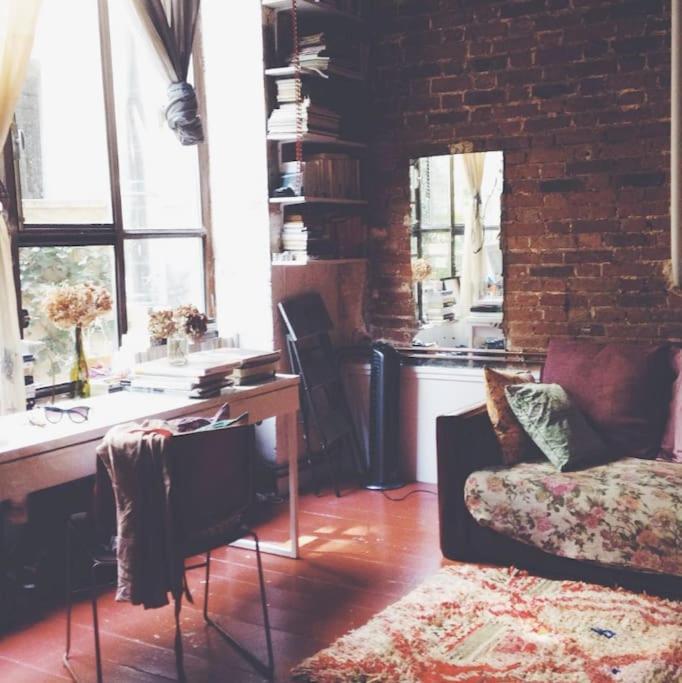 Appartamento Warm And Cosy Loft In Paris With A Private Outdoor Esterno foto